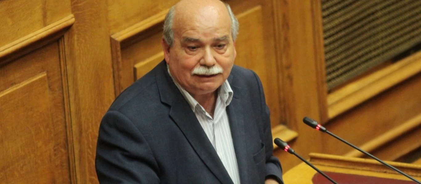Νίκος Βούτσης: «Δεν αποσύρουμε τους βουλευτές μας από την προανακριτική για τη Novartis»